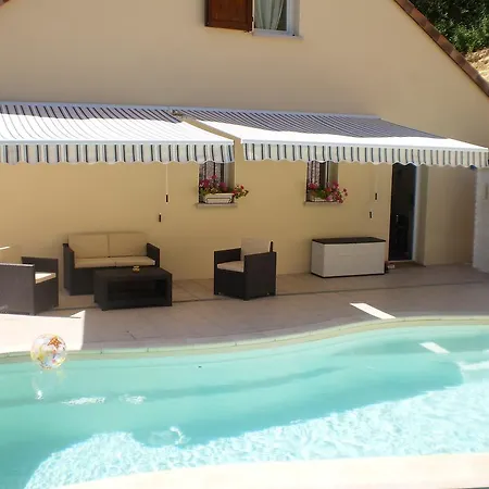 Les Roziers - Roulotte Bed & Breakfast